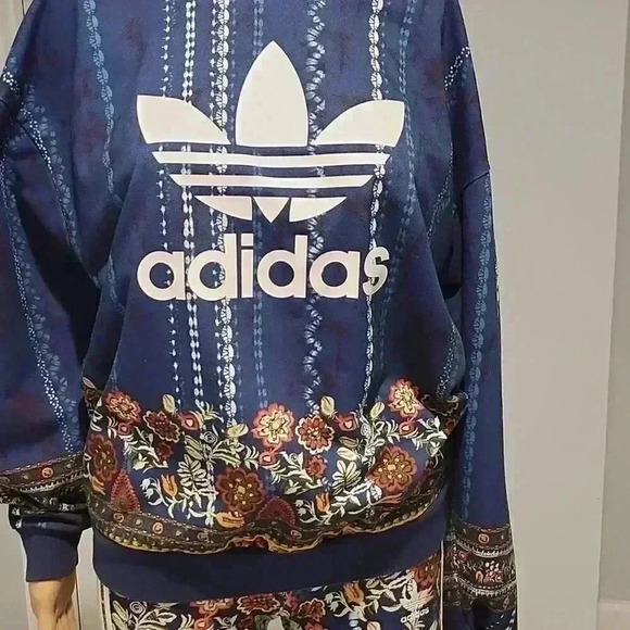 Adidas set  - Picture 3 of 12